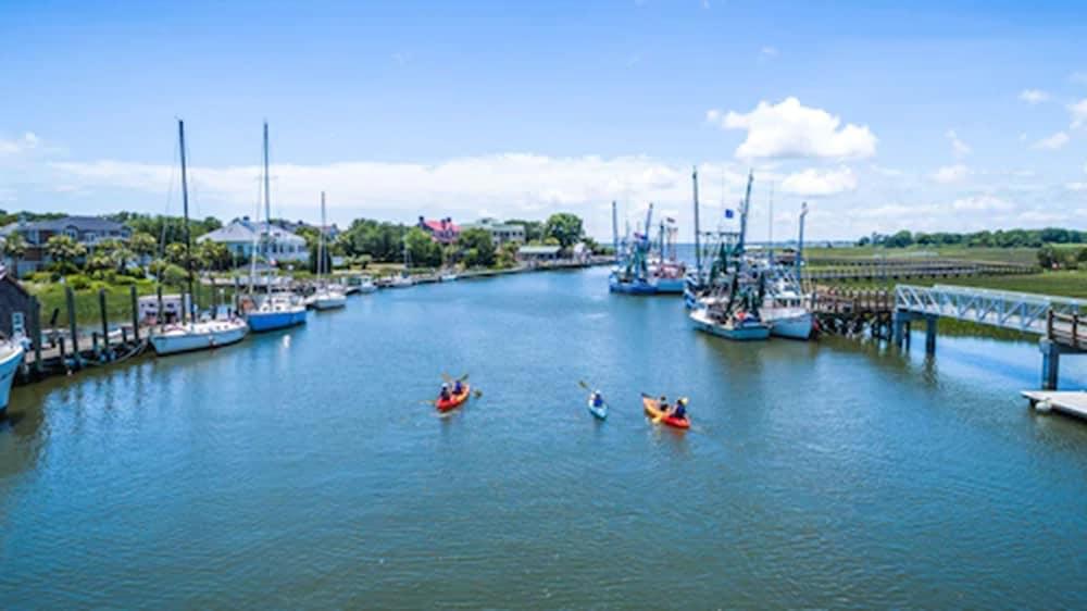 Shem Creek Inn Mount Pleasant Exterior foto