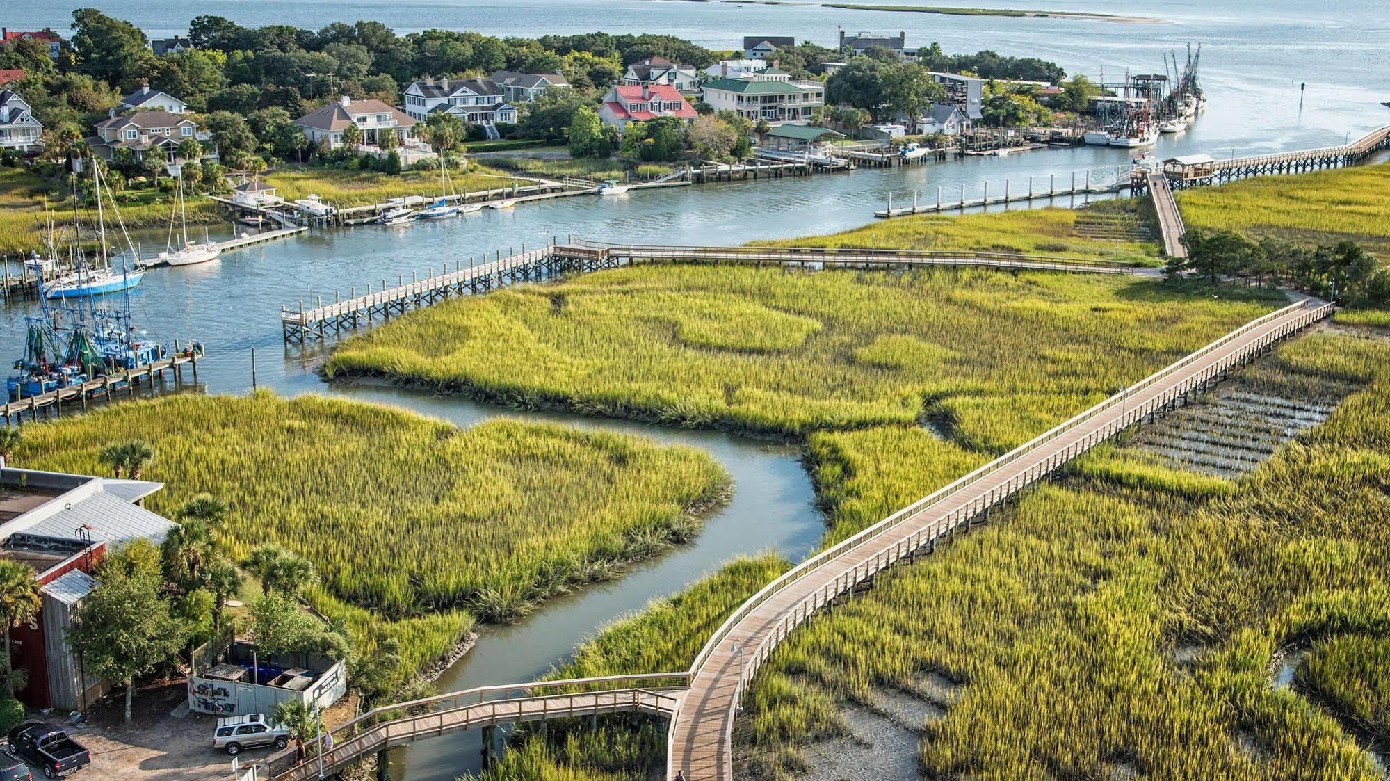 Shem Creek Inn Mount Pleasant Exterior foto